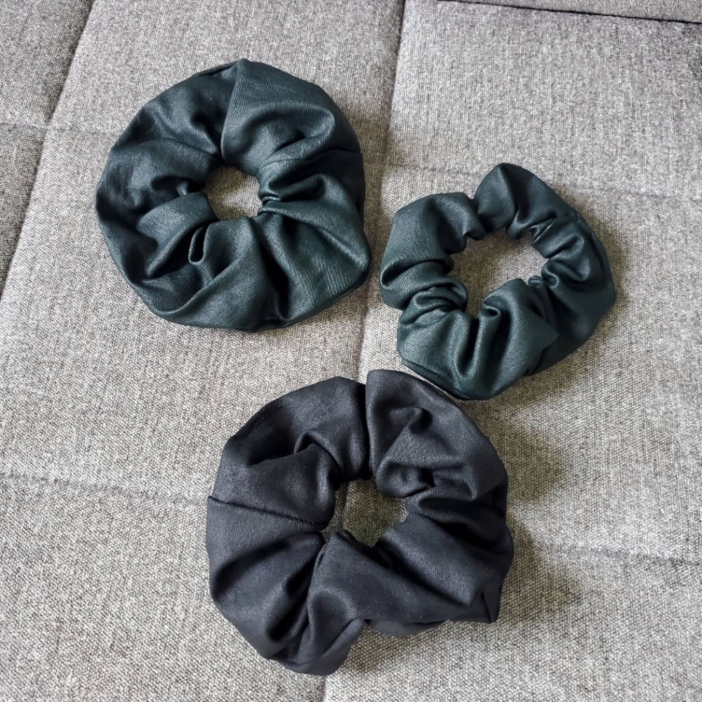 Leather Effect Scrunchies Hair Ties Elastic Hair Bands Set Of 3 Green Black